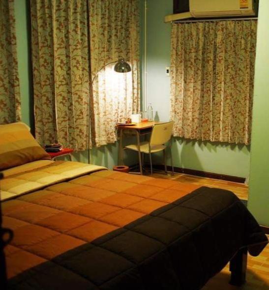 Chommuang Guest House فرا ناخون سي أيوتثايا المظهر الخارجي الصورة